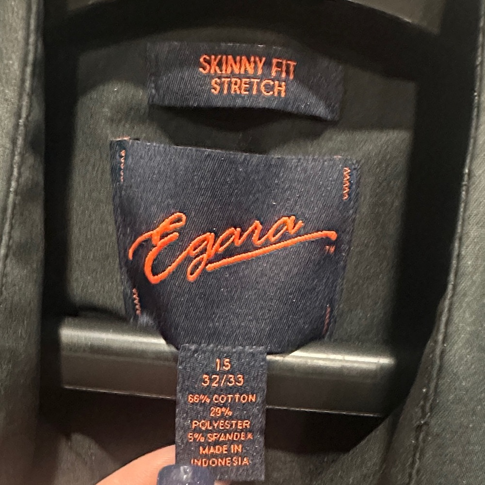 EGARA TUX SHIRT 15 32/33